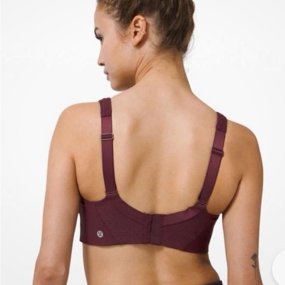 Lululemon Run Times High Support Sports Bra Size 34D Color Burgundy - Picture 2 of 12
